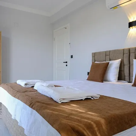 Villa Lux *
