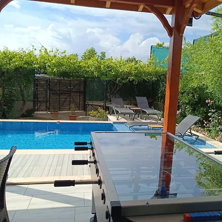 Lux Villa